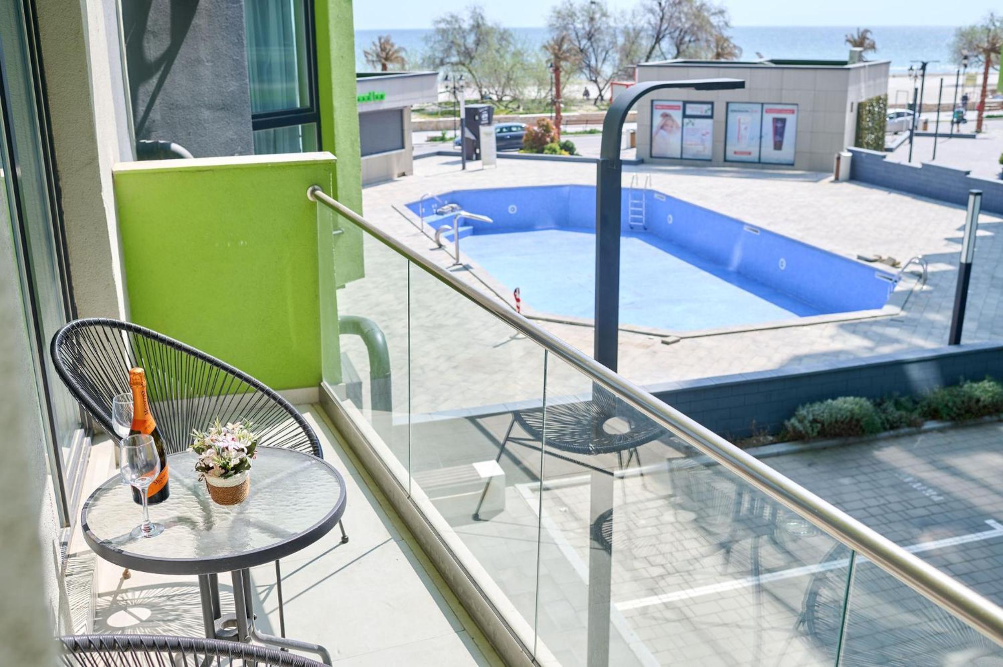 מאמאיה Maya Apartment- Spa N Pools Beach Resort מראה חיצוני תמונה